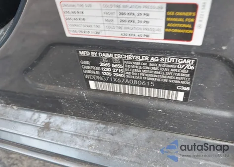 2007 Mercedes-Benz S 550 z USA, uszkodzony, nr VIN WDDNG71X67A080615